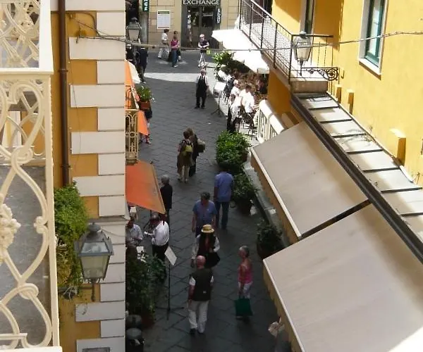 Dolcevitasorrento Casa de hóspedes 4*