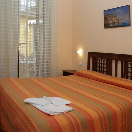 Dolcevitasorrento Гостевой дом 4*