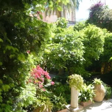 Dolcevitasorrento 4*